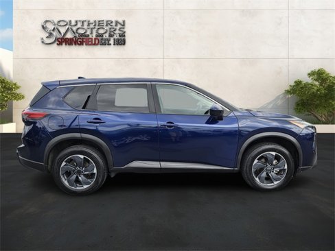 Used 2024 Nissan Rogue SV image 6