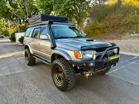 Used 2002 Toyota 4Runner SR5 image 16