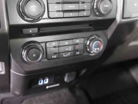 Used 2018 Ford F150 XLT w/ Equipment Group 302A Luxury image 11