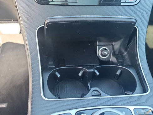Used 2018 Mercedes-Benz GLC 300 4MATIC image 21