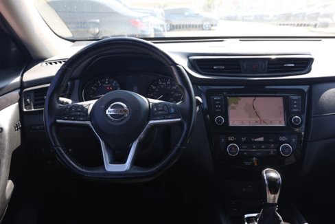 Used 2020 Nissan Rogue SV w/ Sun & Sound Touring Package image 22
