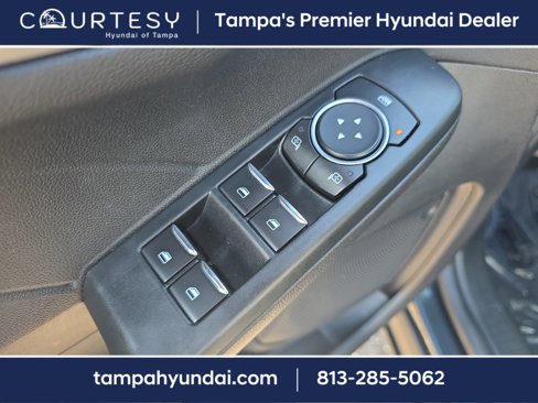 Used 2022 Ford Escape SEL image 17