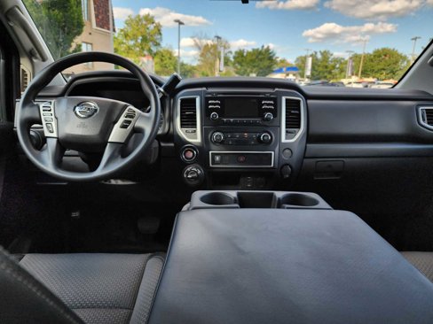 Used 2018 Nissan Titan S w/ S Utility Package image 9