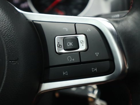 Used 2015 Volkswagen GTI S image 12