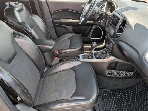 Used 2019 Jeep Compass Latitude w/ Popular Equipment Group image 29