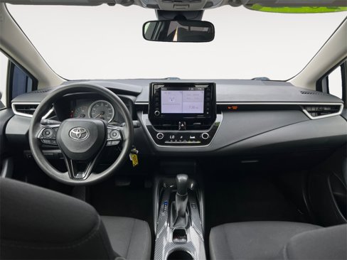 Used 2022 Toyota Corolla LE image 10