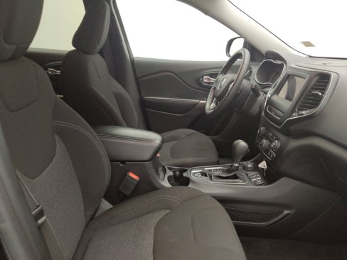 Used 2020 Jeep Cherokee Latitude image 21