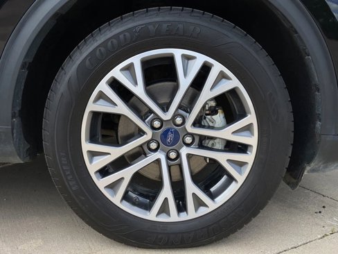 Used 2022 Ford Escape SEL image 8
