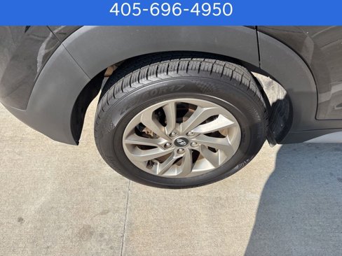 Used 2017 Hyundai Tucson SE image 11