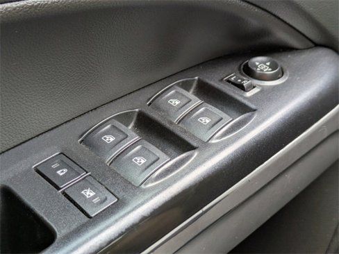 Used 2019 Chevrolet Colorado LT w/ LT Convenience Package image 24
