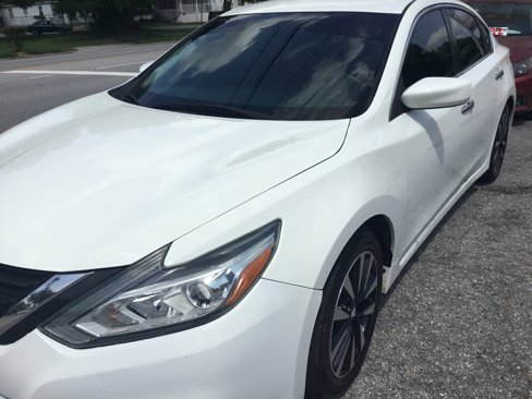 Used 2018 Nissan Altima 2.5 SV image 1