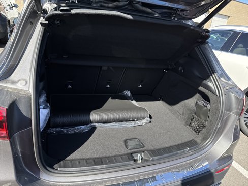 Used 2025 Mercedes-Benz GLA 250 4MATIC image 22