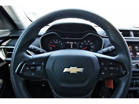 Used 2023 Chevrolet TrailBlazer LS image 15