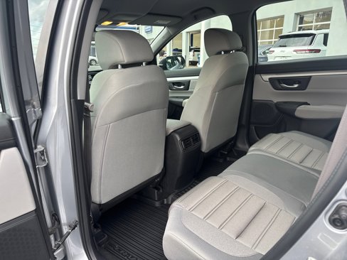 Used 2018 Honda CR-V LX image 1