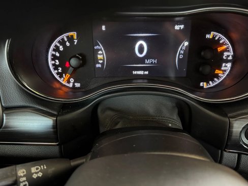 Used 2020 Jeep Grand Cherokee Limited X image 13