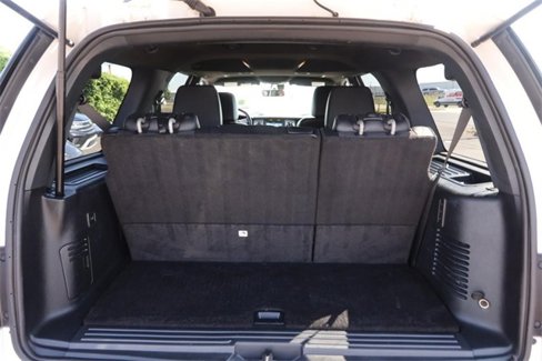 Used 2016 Ford Expedition Limited w/ Equipment Group 301A image 7