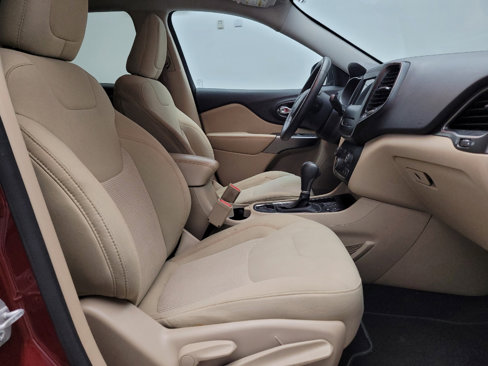 Used 2019 Jeep Cherokee Latitude w/ Popular Appearance Group image 21