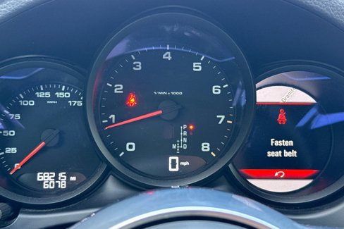 Used 2020 Porsche Macan image 28