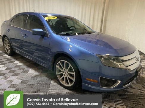 Used 2010 Ford Fusion SEL image 2