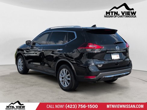 Used 2018 Nissan Rogue SV image 5