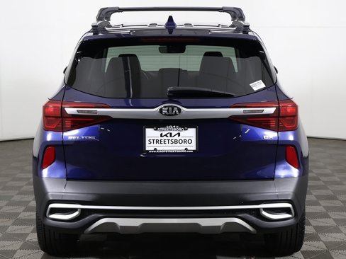 Used 2021 Kia Seltos EX image 12