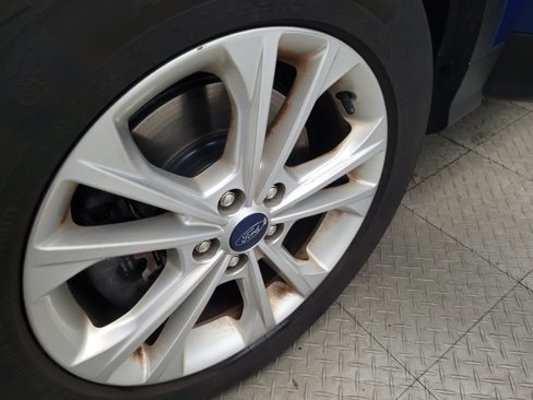 Used 2019 Ford Escape SEL image 31