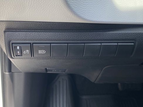 Used 2023 Toyota Corolla XSE image 32