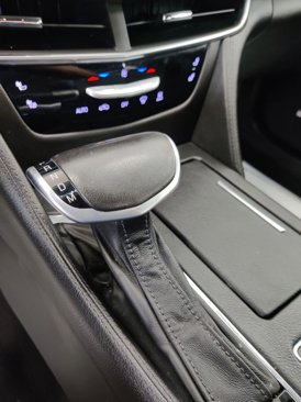 Used 2018 Cadillac CT6 Luxury image 24