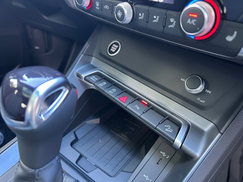 New 2025 Audi Q3 2.0T Premium image 34