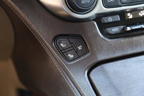 Used 2016 Chevrolet Suburban LTZ image 37