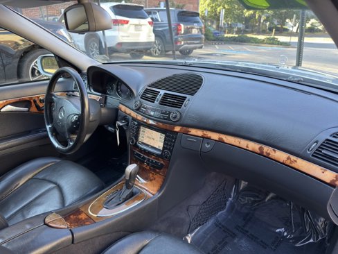 Used 2004 Mercedes-Benz E 320 Sedan image 21