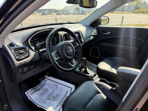 Used 2018 Jeep Compass Limited w/ Navigation Group image 34