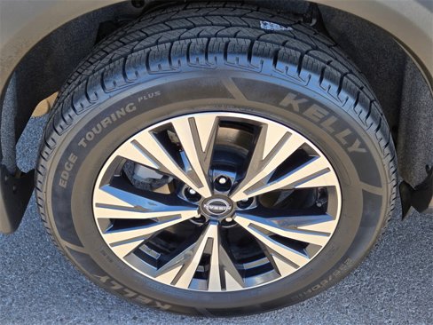 Used 2023 Nissan Rogue SV image 9