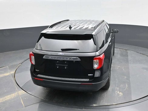 Used 2020 Ford Explorer XLT image 36