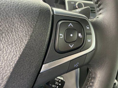 Used 2016 Toyota Camry XLE image 12