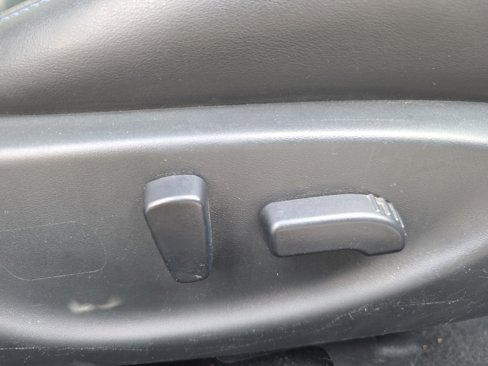 Used 2018 Nissan Maxima SR image 33