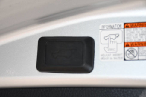 Used 2015 Toyota RAV4 XLE image 18