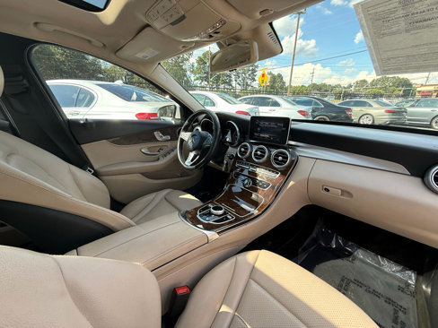 Used 2017 Mercedes-Benz C 300 Sedan image 27