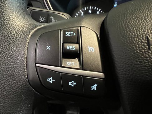 Used 2020 Ford Escape SE image 22