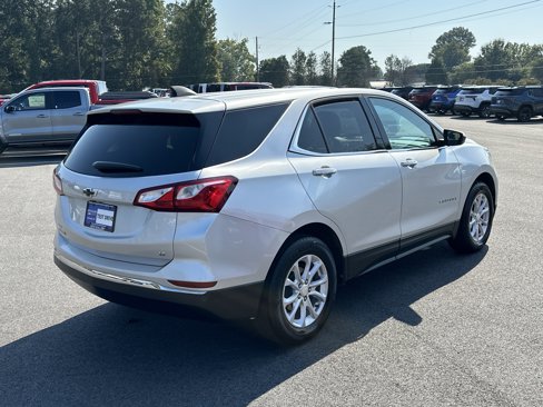 Certified 2020 Chevrolet Equinox LT w/ Driver Convenience Package image 5
