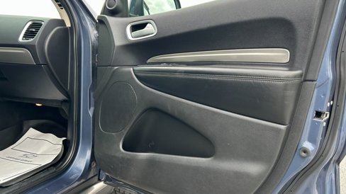 Used 2020 Dodge Durango SXT image 80