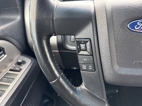 Used 2017 Ford Expedition EL XLT image 16
