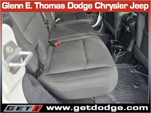 Used 2019 Jeep Wrangler Unlimited Sport S image 32