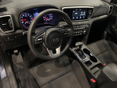 Used 2021 Kia Sportage LX image 14