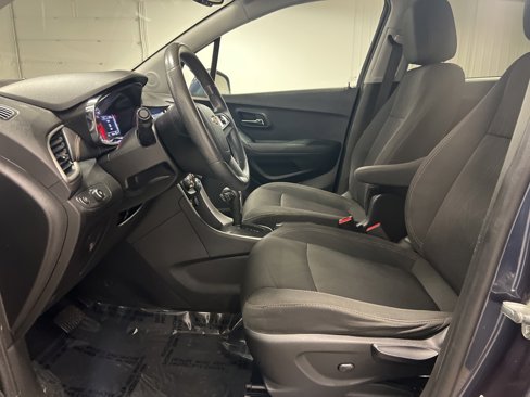 Used 2019 Chevrolet Trax LT image 7
