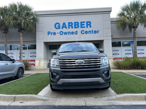 Used 2019 Ford Expedition Max XLT w/ Equipment Group 202A image 2