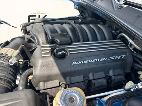 Used 2016 Dodge Challenger R/T Scat Pack w/ Leather Interior Group image 11