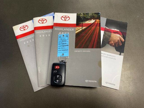 Used 2012 Toyota Highlander Limited image 34