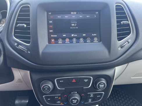 Used 2019 Jeep Compass Latitude w/ Popular Equipment Group image 14