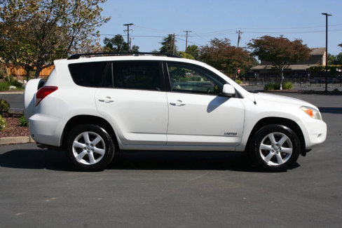 Used 2008 Toyota RAV4 Limited image 4